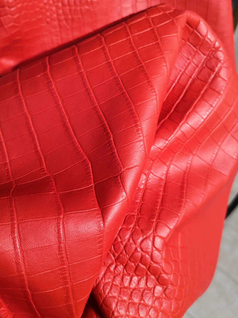 ITALIAN LUXURY EMBOSSED LEATHER